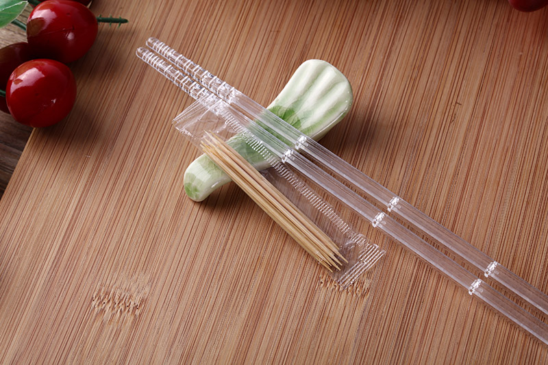 高級(jí)餐具