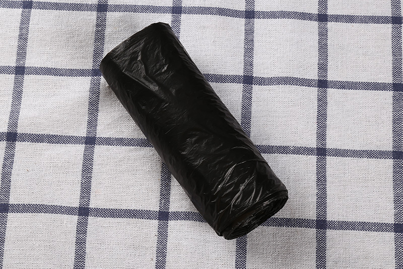 平口點(diǎn)斷式垃圾袋0052